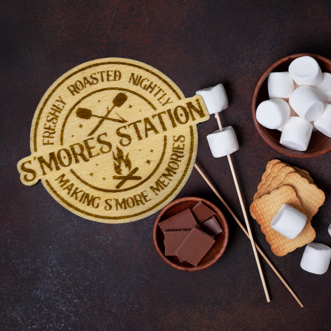 Engraved wood s’mores magnet with s’mores background